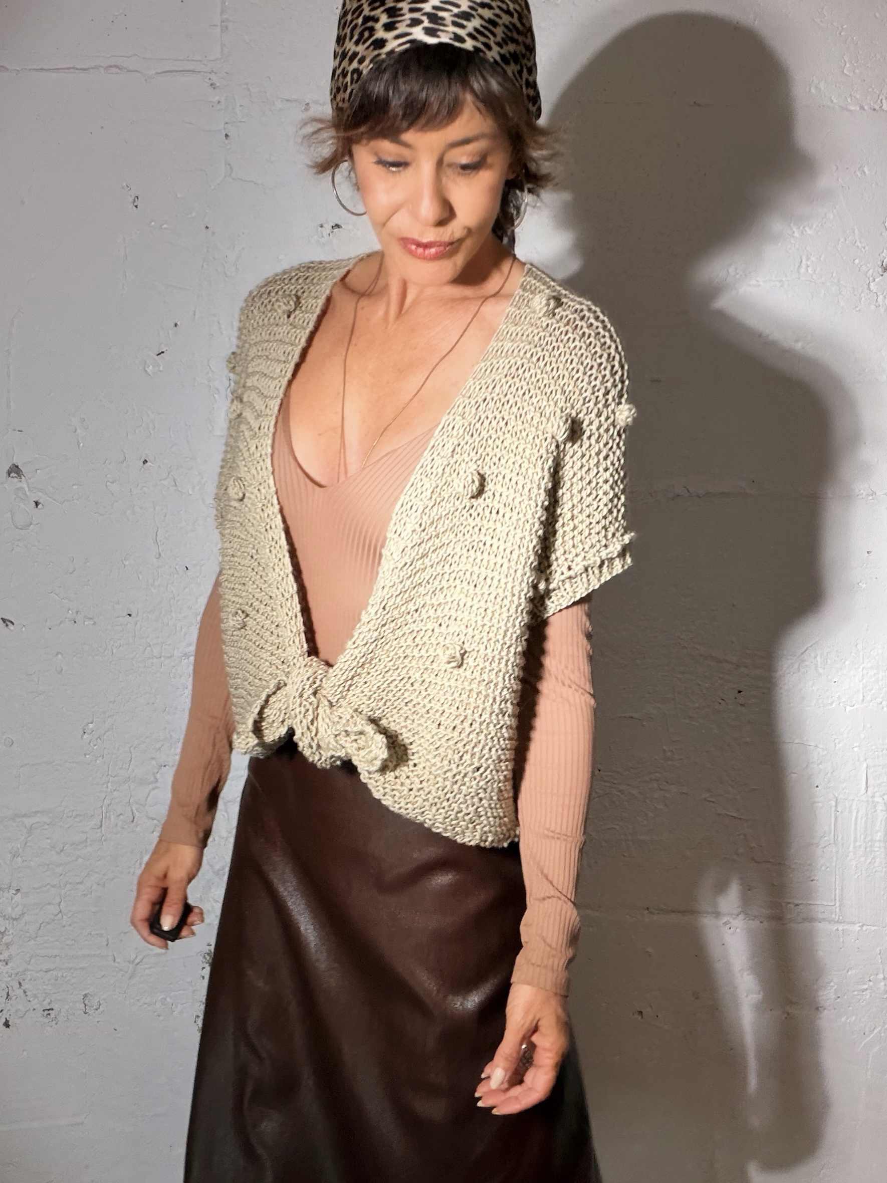 The Knot Vest in Grey fine yarn - Image 8
