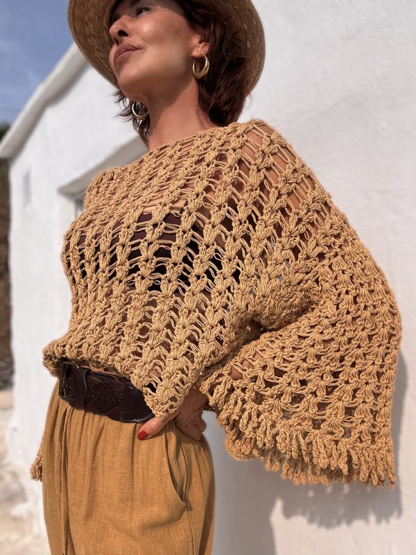 The Summer Suéter Sand Color