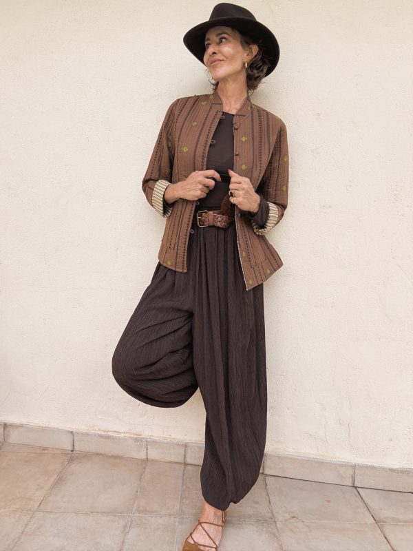 The Jaipur Jacket in Brown - Imagen 7