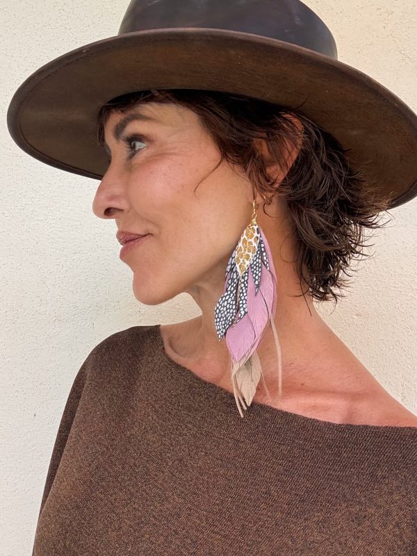 The Pluma Earring with Pink - Imagen 2