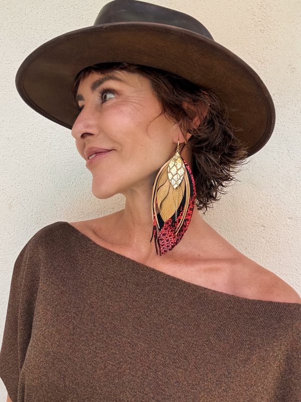 The Pluma Earring with Red - Imagen 4