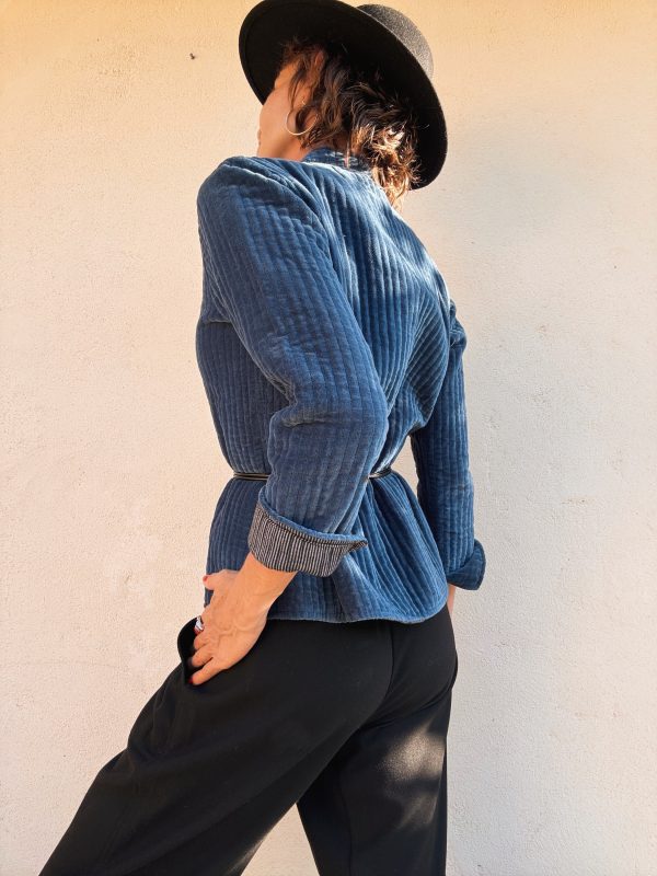 The Velvet Jacket in Blue - Imagen 5