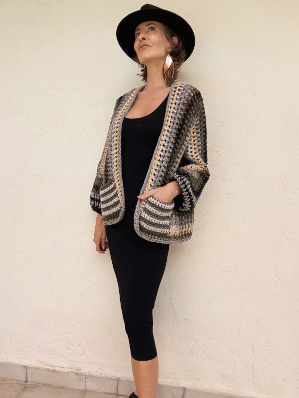 The Bimba Cárdigan in Grey - Imagen 2