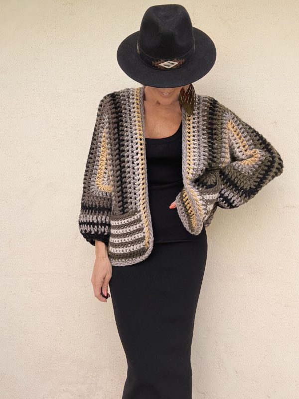 The Bimba Cárdigan in Grey