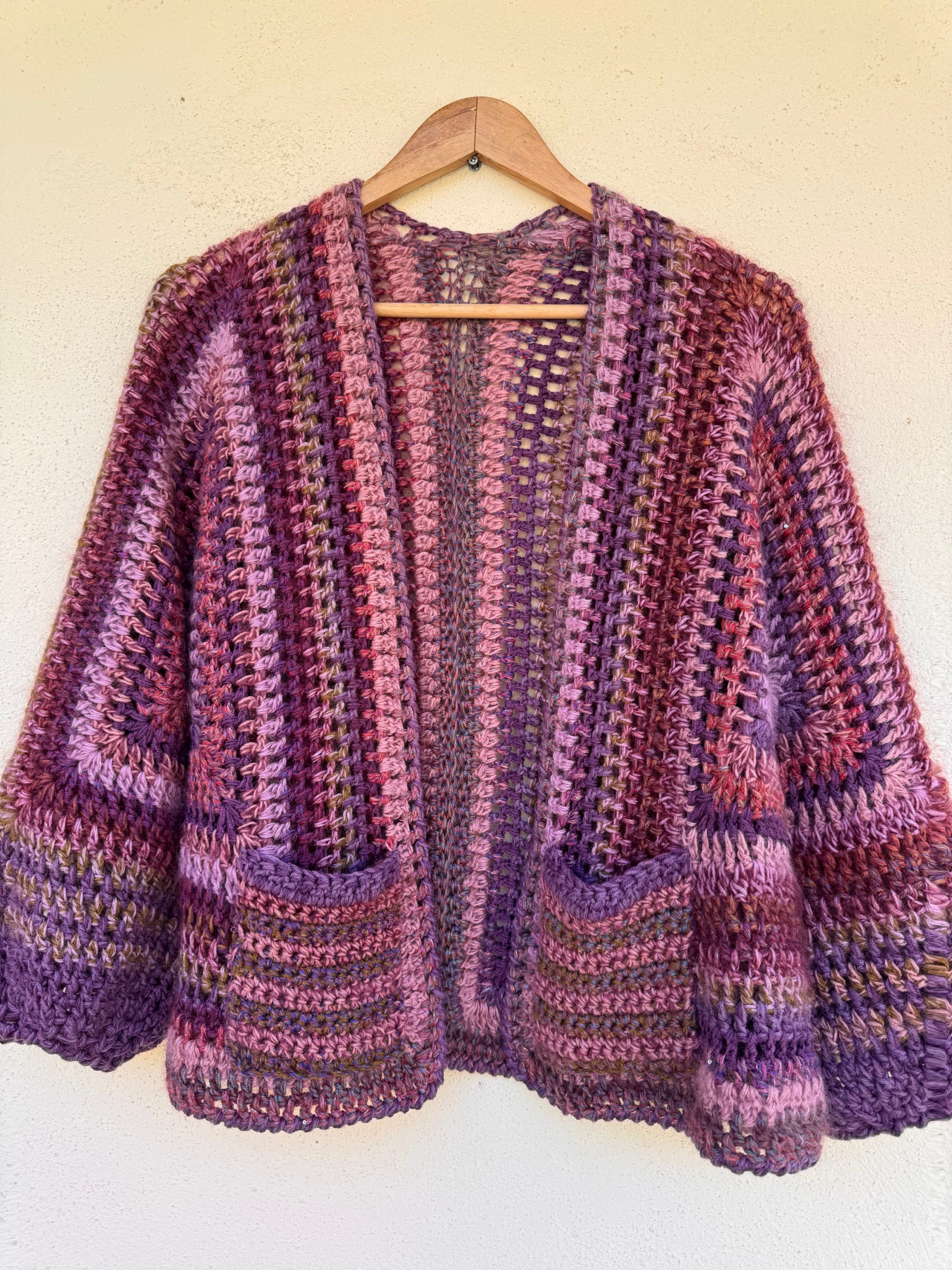 The Bimba Cárdigan in Lilacs - Imagen 9