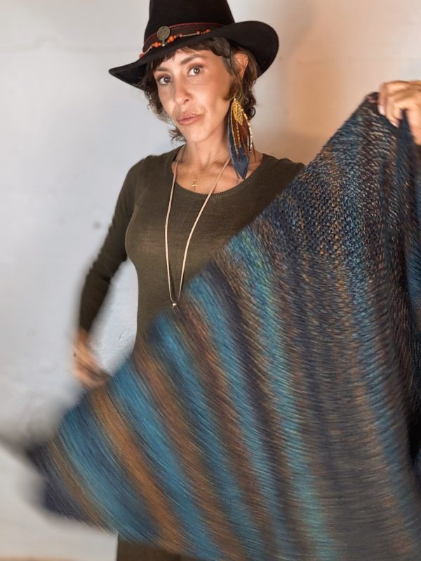 The Basic Chal Brown&Blue Large Size