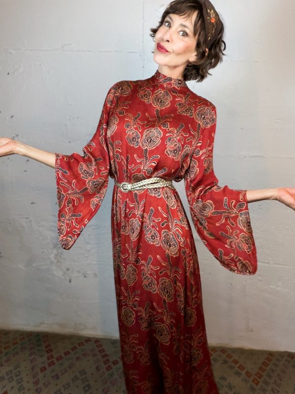 The Suri Dress in Flowers