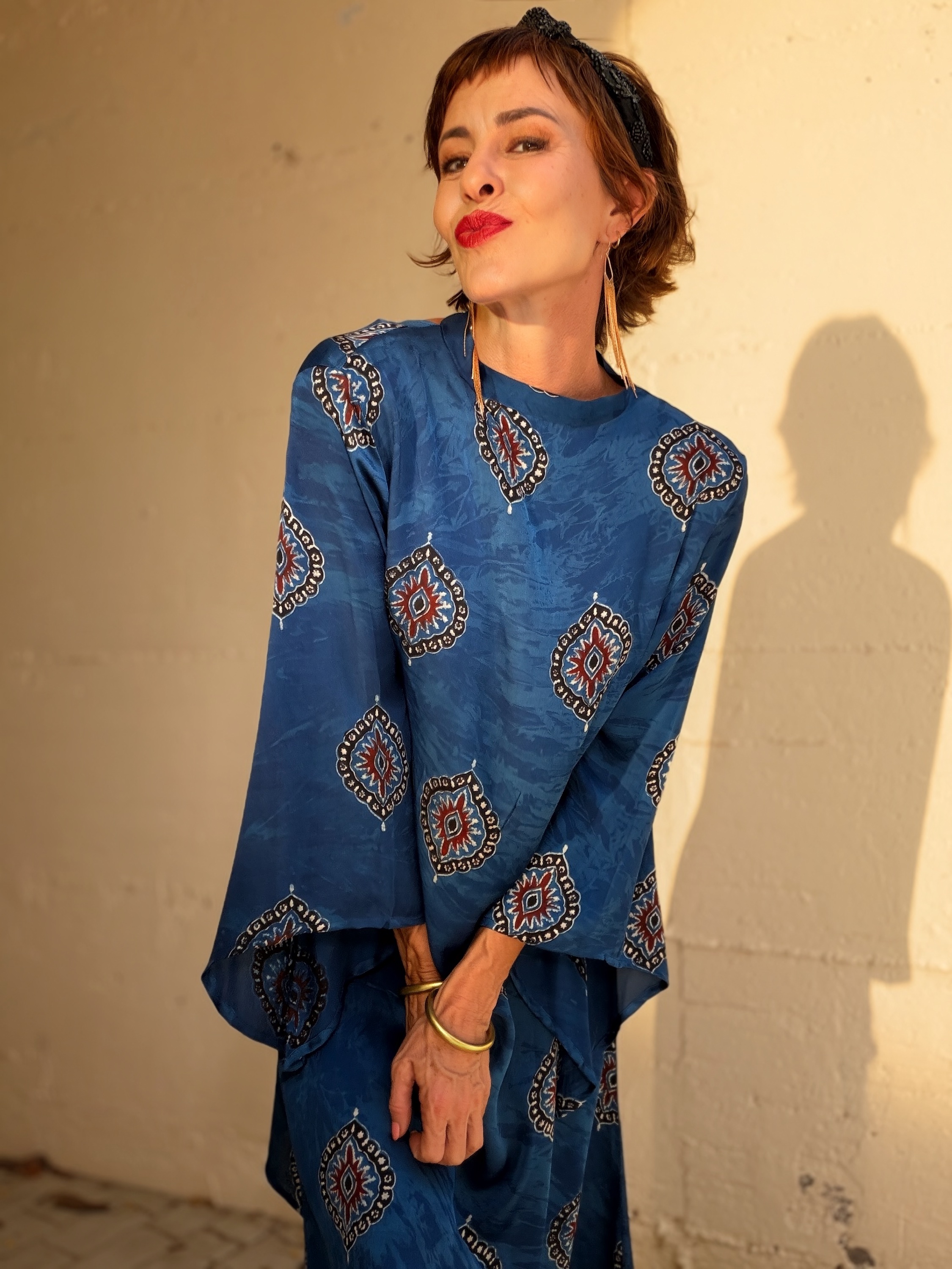 The Midi Suri Dress in Blue - Image 5