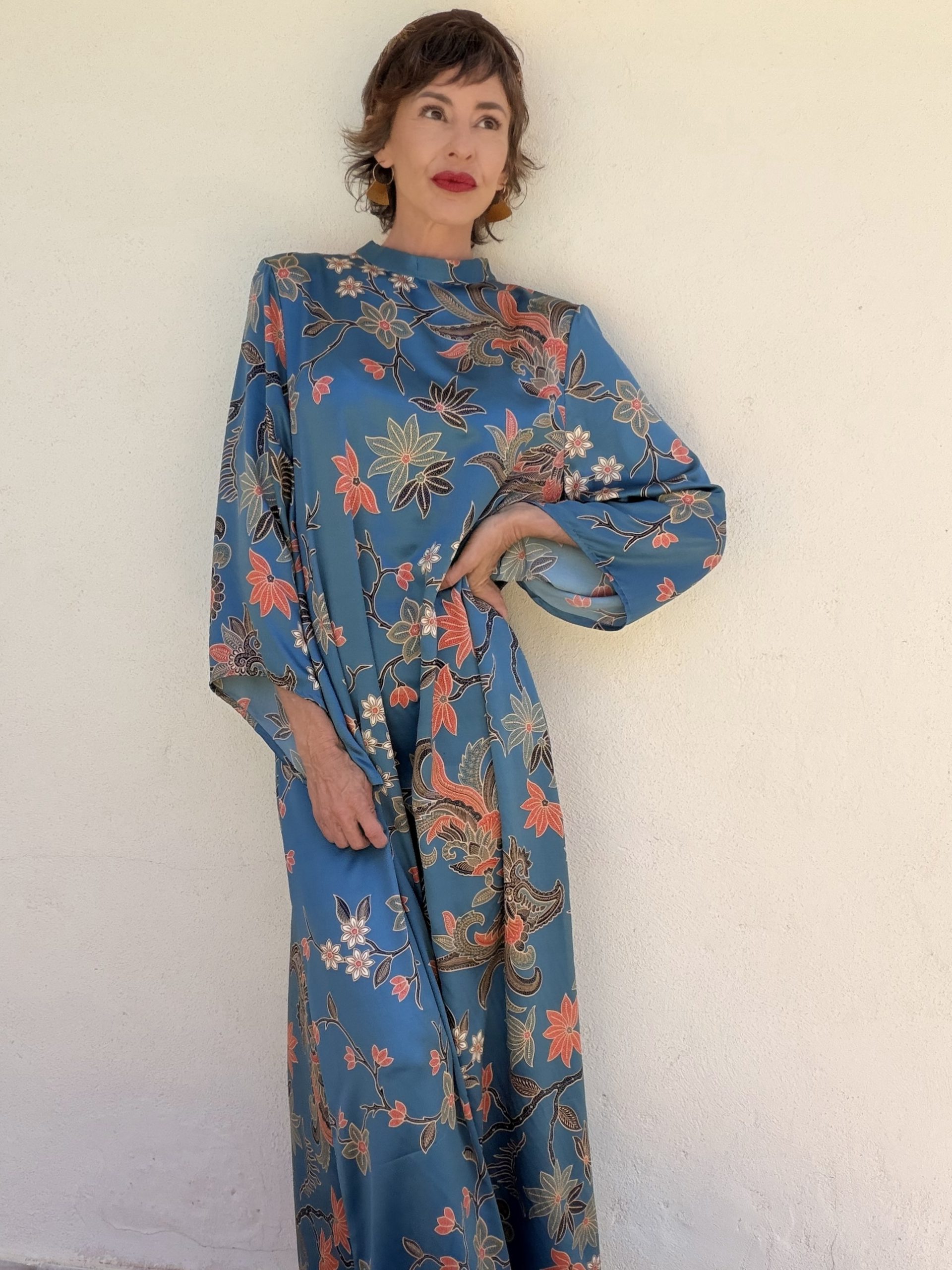 The Suri Dress in Blue - Image 2