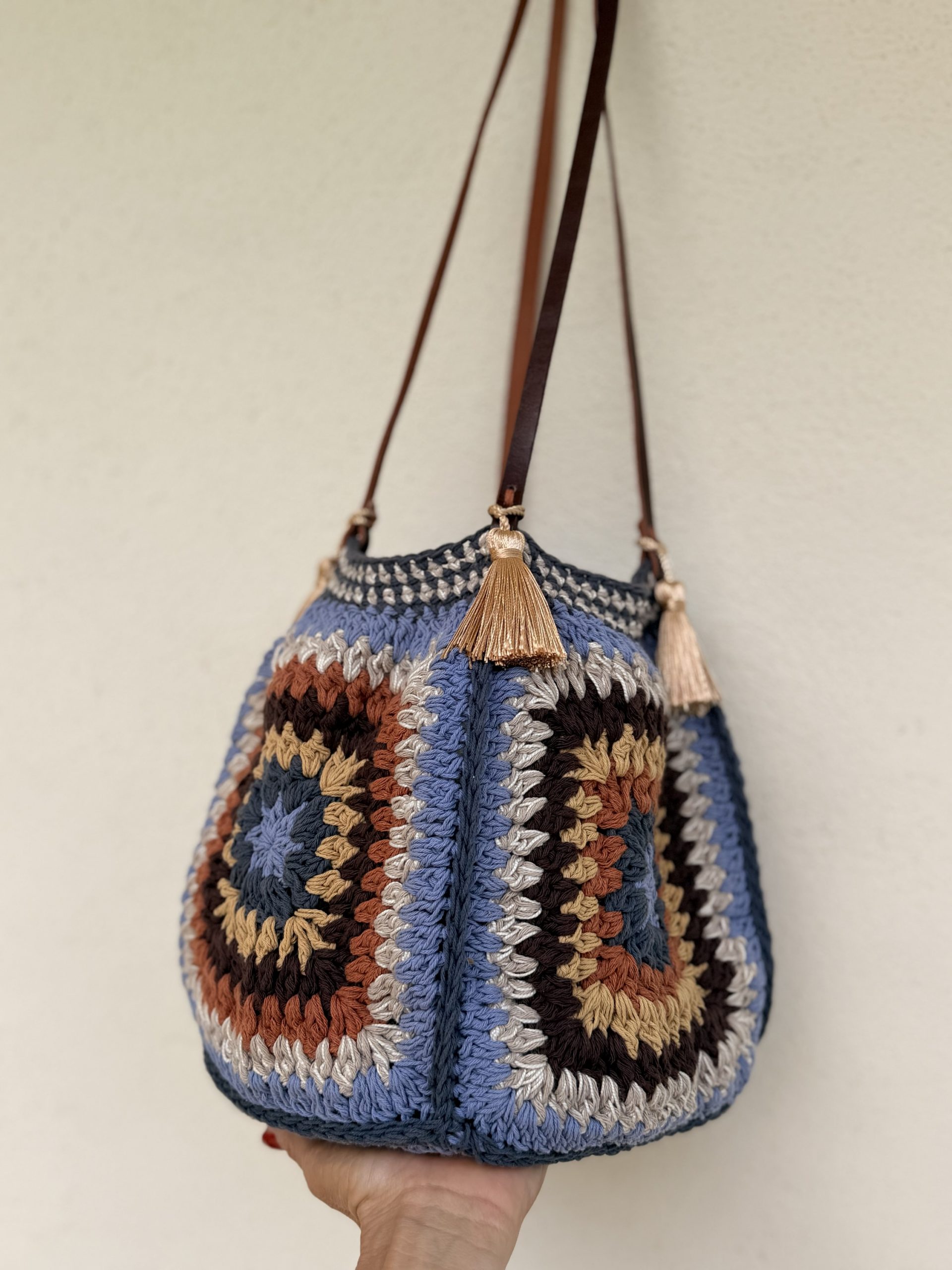 The Grannie Handbag - Image 4