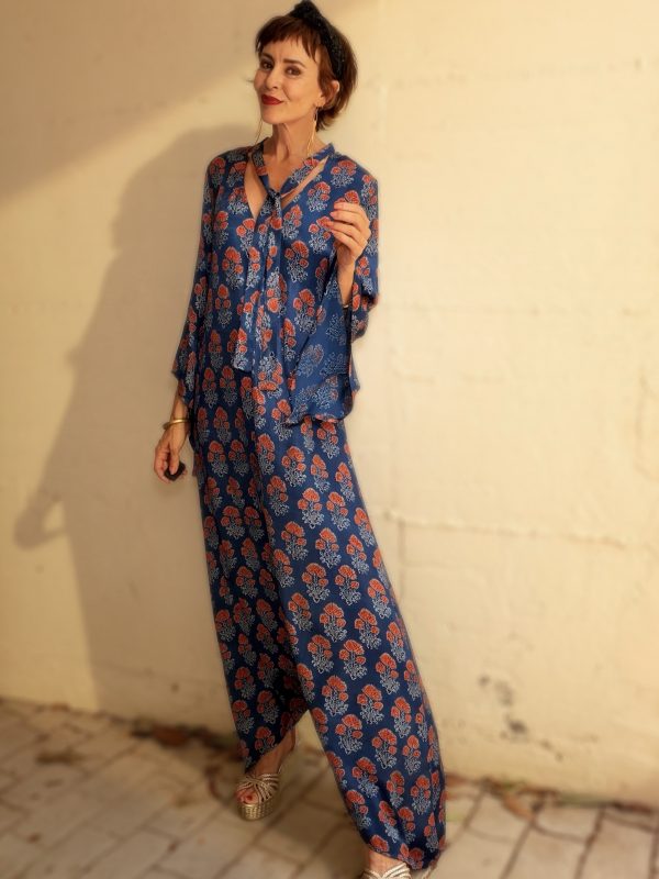 The Long Suri Dress Flores