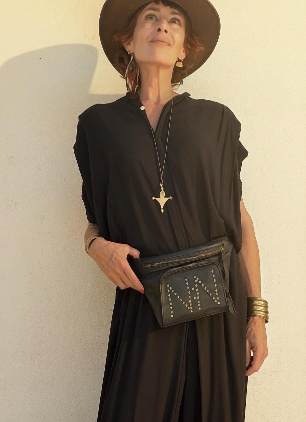 The Belt Bag in black - Imagen 3