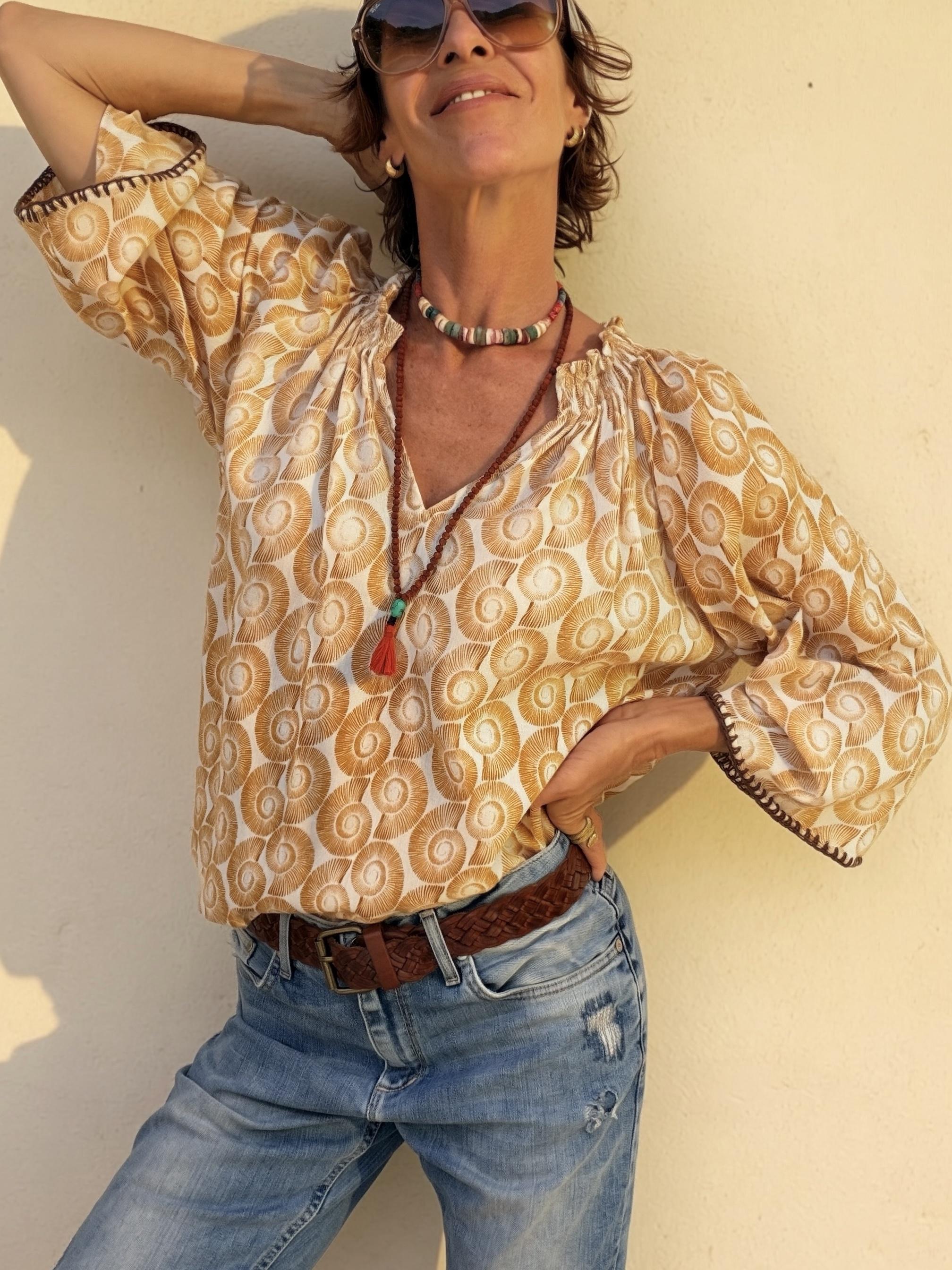 The Nautilus Blouse in Yellow - Imagen 5